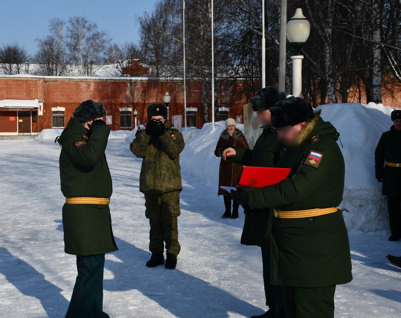 Новости шуи ивановской. Шуя Войсковая часть 03333. Гарнизон. Гарнизон Вельцов торжественное построение 9 мая. Новости Шуя.