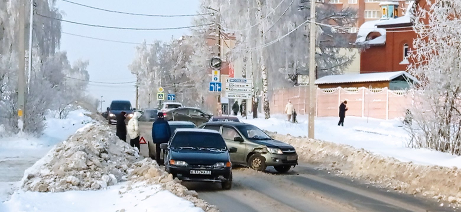 Авдотьино оказалось в изоляции из-за гигантской пробки | Новости города  Иваново и Ивановской области