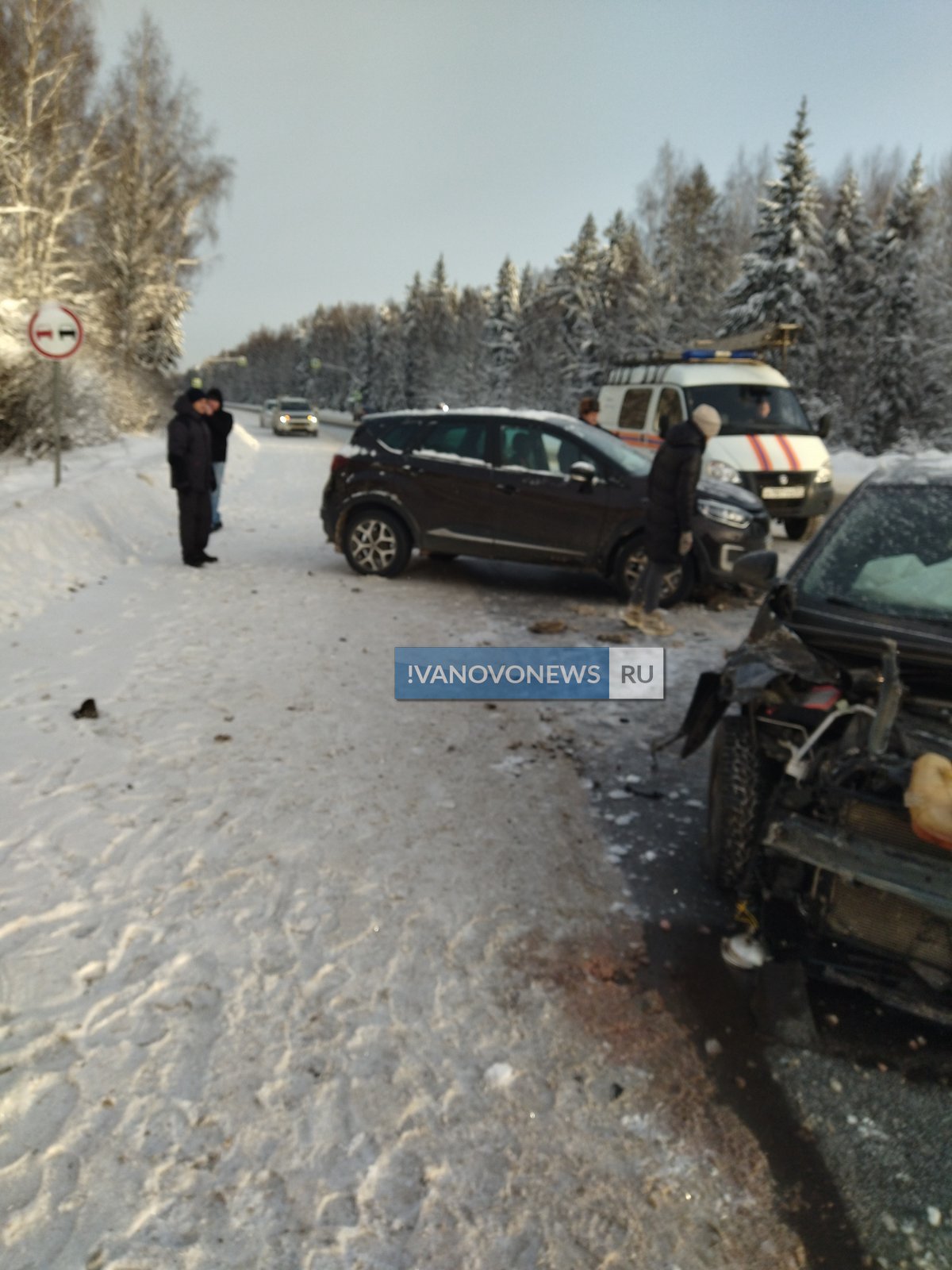 У поворота на Северный аэродром произошла массовая автоавария с  пострадавшими | Новости города Иваново и Ивановской области