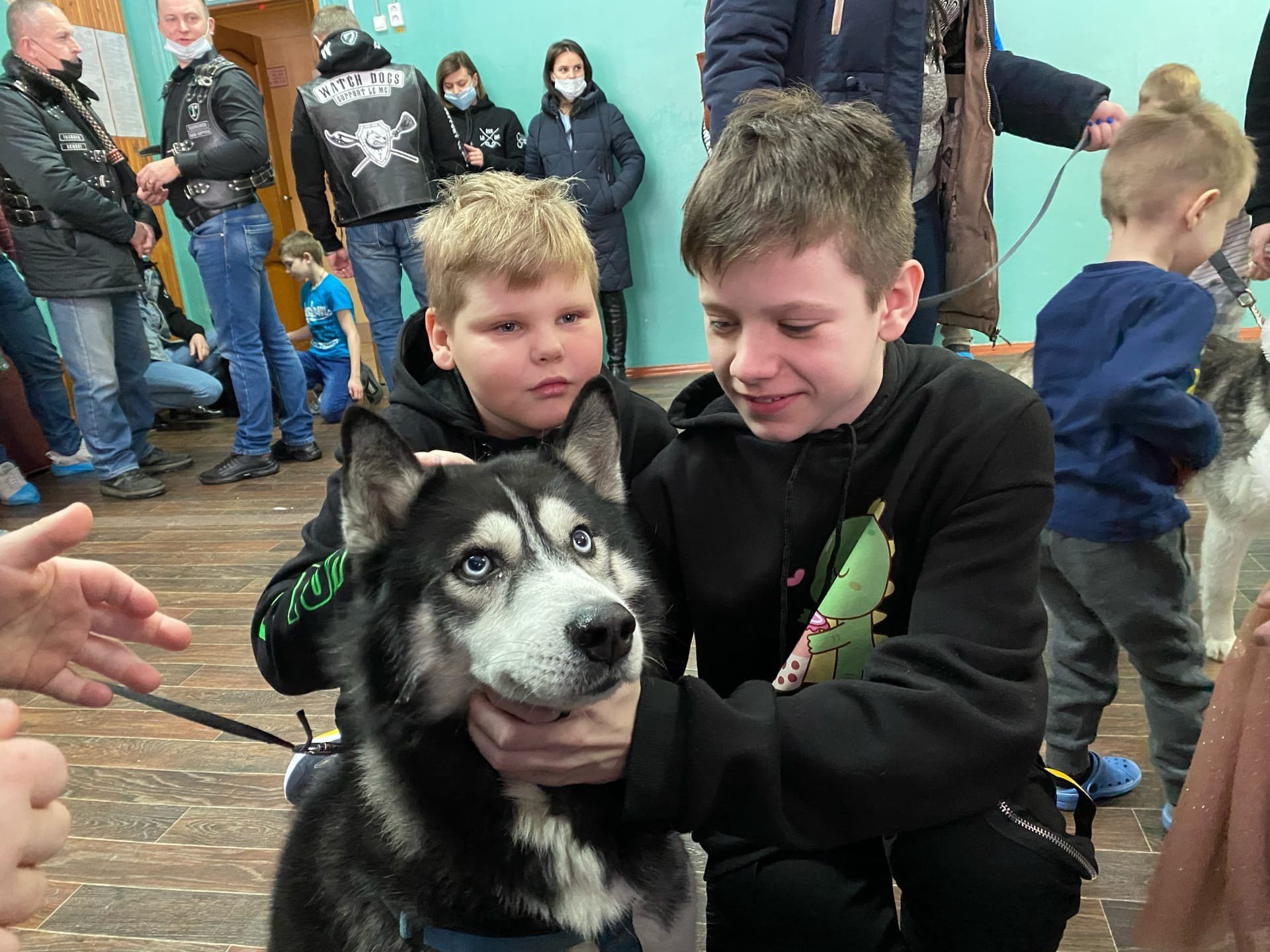 Байкеры в детском доме